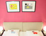Kunst & Süßes im Schlafzimmer
